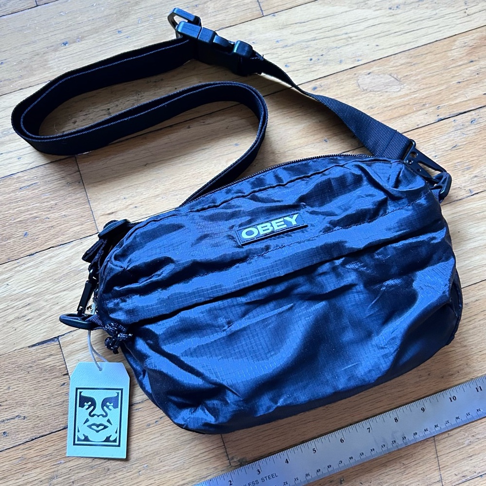 Obey - Commuter Traveler Bag